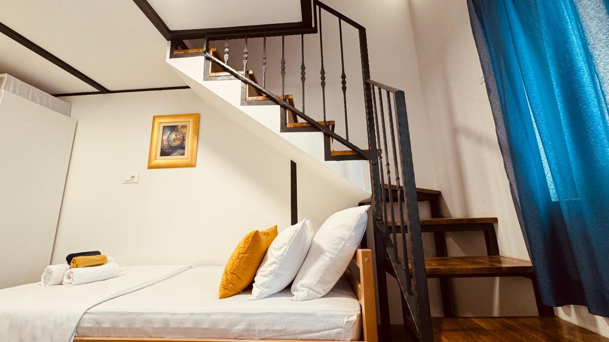 Penthouse Lapis Appartement Split Buitenkant foto
